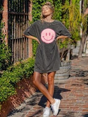 Trendy Charcoal Mineral Wash Smiley Face T-Shirt Dress ~ Size Medium